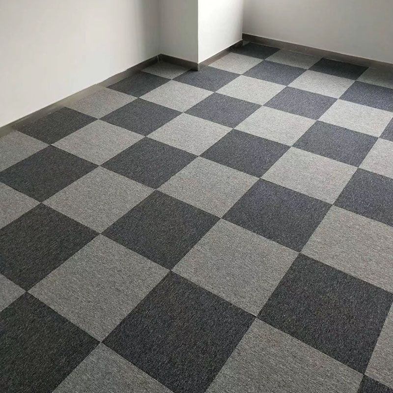 Modern Carpet Tile Non-Skid Fade Resistant Geometry Loose Lay Carpet Tiles Dining Room