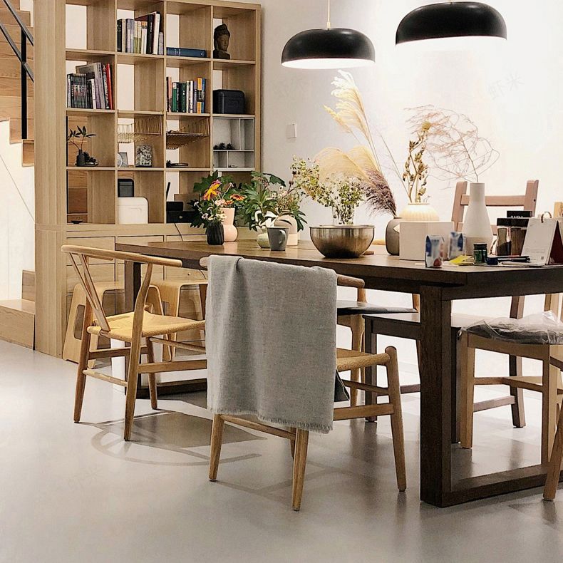 Mesa de comedor de madera rectangular mesa moderna de pino en marrón con pedestal doble