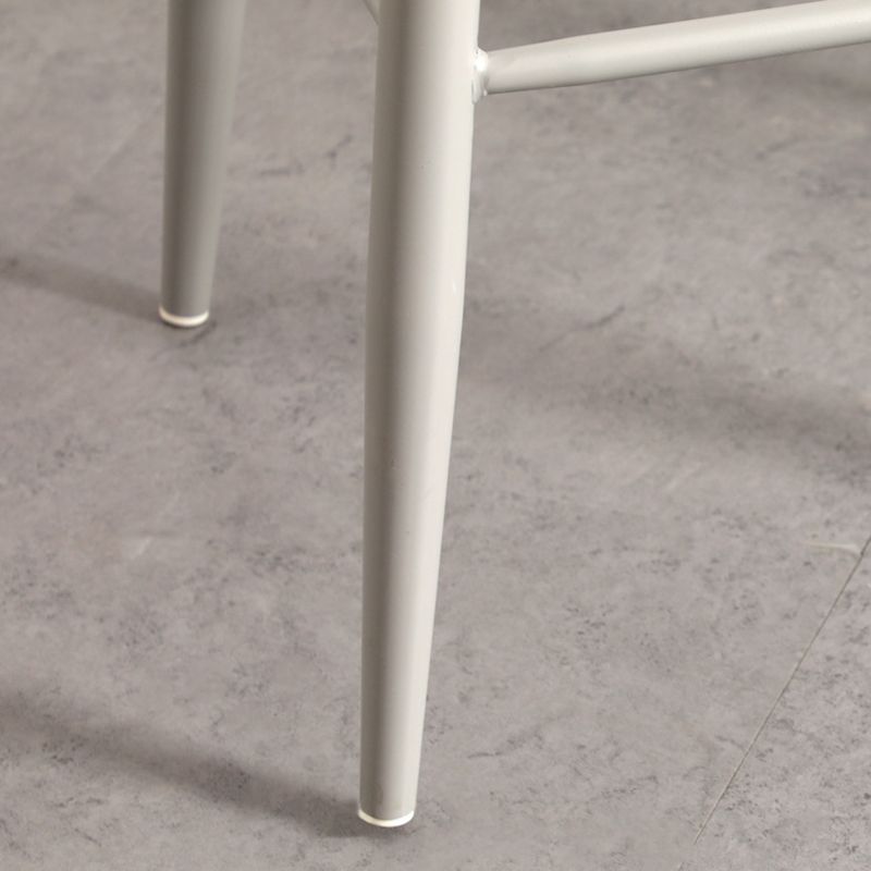 Scandinavian Plastic Counter Stools Low Back Indoor Bar Stools with Metal Footrest