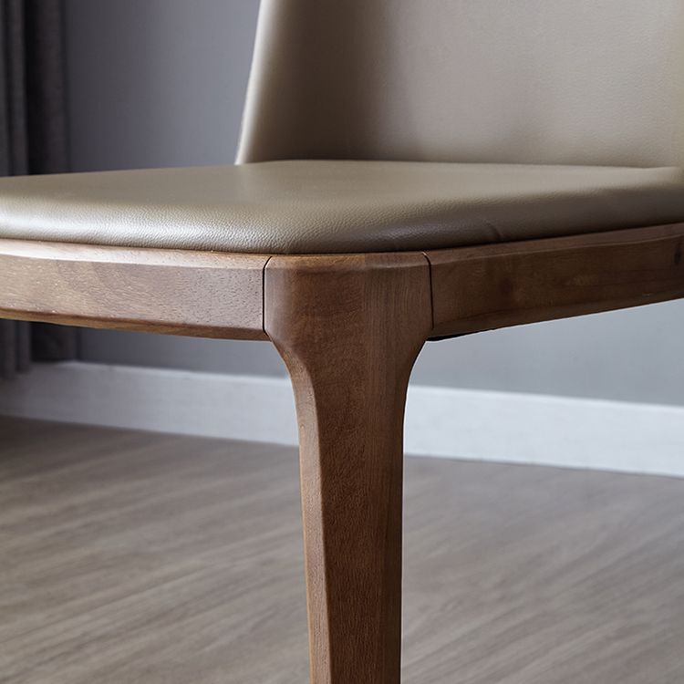 Industrial Dining Chair Solid Back Chair with 4 Wood Legs for Home Use