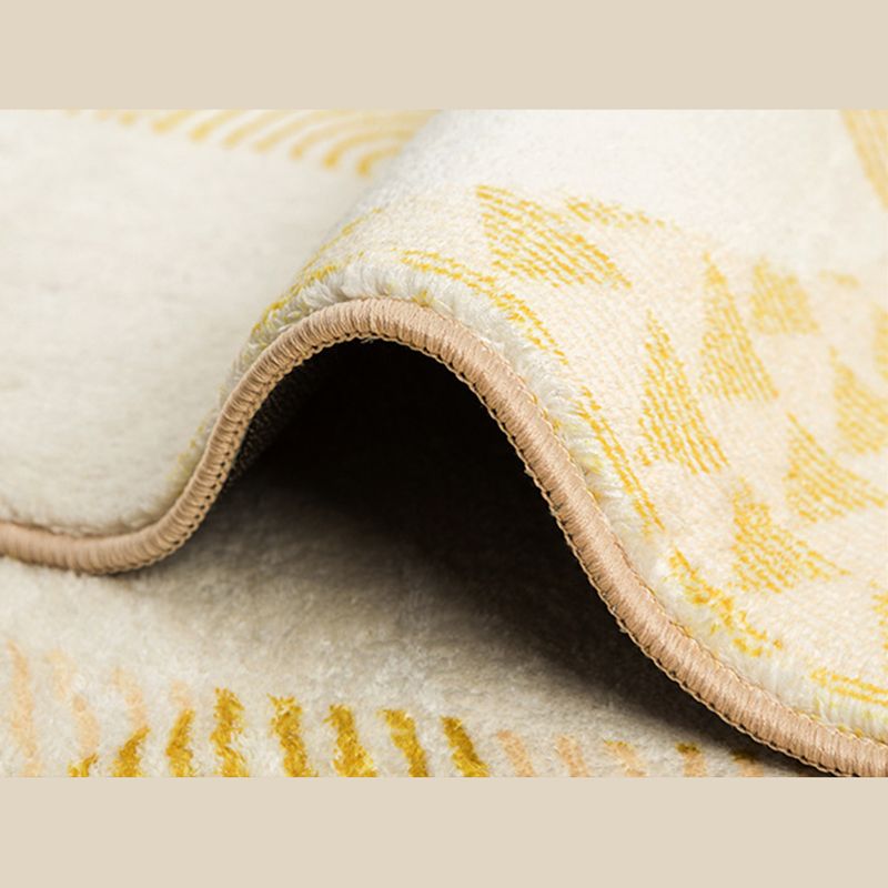 Creative Area Carpet Trendy Striped Print Area Rug Polyster Non-Slip Backing Rug for Living Room