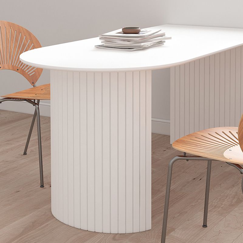 Freie Form moderner Stil Esstisch Weißer fester Tisch mit Sinterstein
