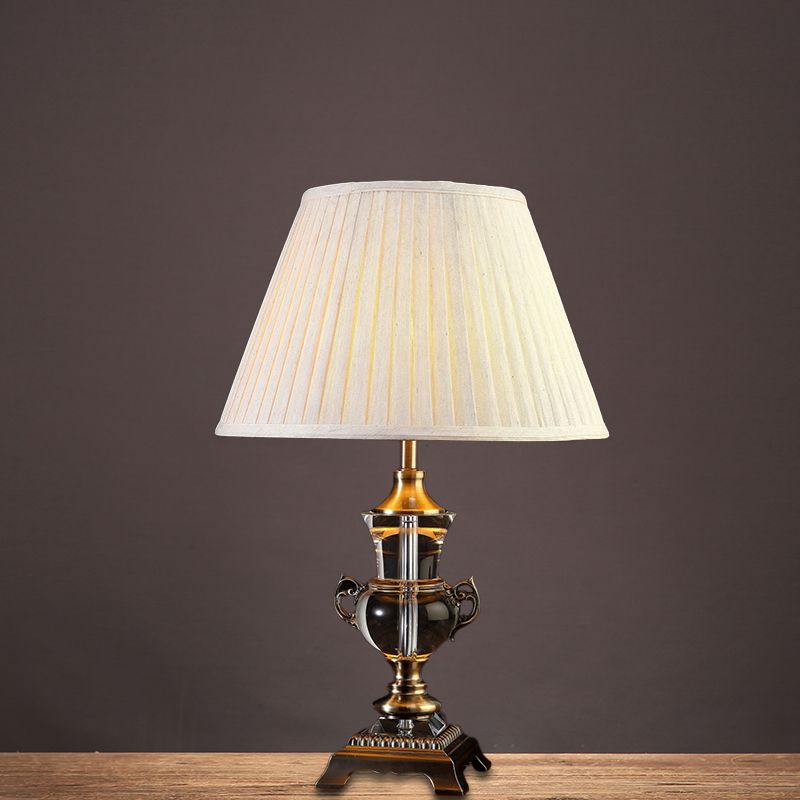 Cone Shade Taakverlichting Modernistische stof 1 lamp Leeslamp in beige voor slaapkamer