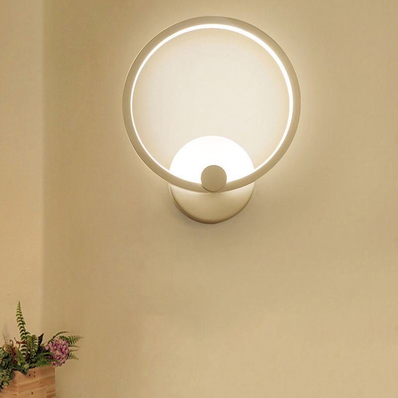 Round Shape Wall Lamp Modern Style Acrylic 1 Light Sconce in White