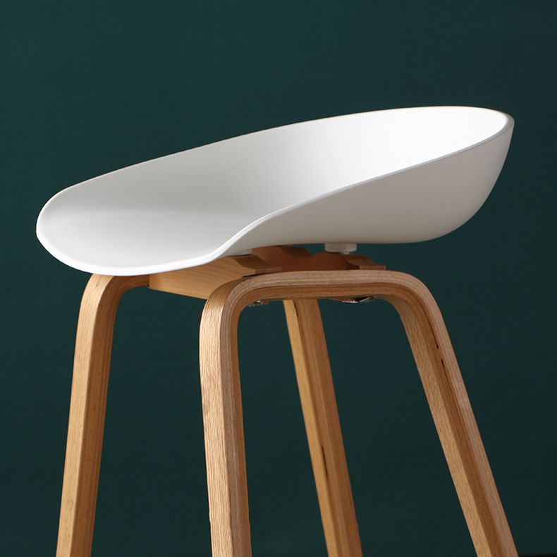 Taburetes contadores simples contemporáneos taburete de bar de madera interior con patas de 30 pulgadas con asiento de plástico