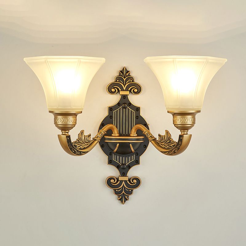 Retro -stijl wijd uitlopende ophanging lichte crème matglas kroonluchter licht voor woonkamer