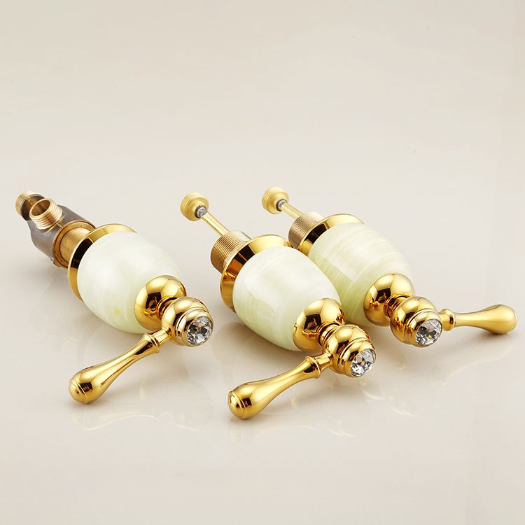 Traditional Wide Spread Bathroom Faucet Elegant Lavatory Faucet