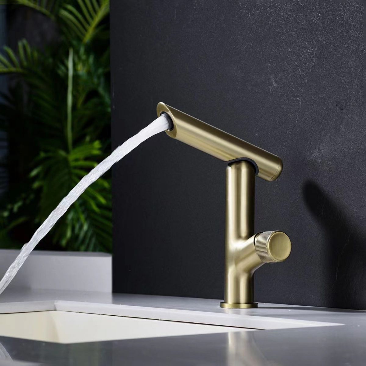 Modern Vessel Sink Bathroom Faucet Metal Knob Handle Vessel Faucet