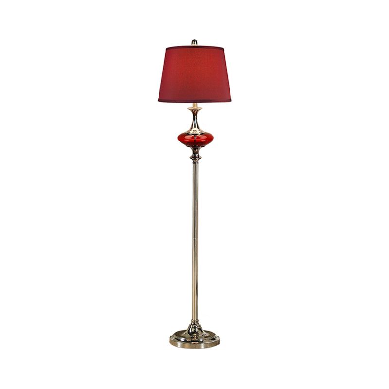 Luz de piso de sombra cónica blanca/roja de estilo de estilo tradicional 1 cabezal.