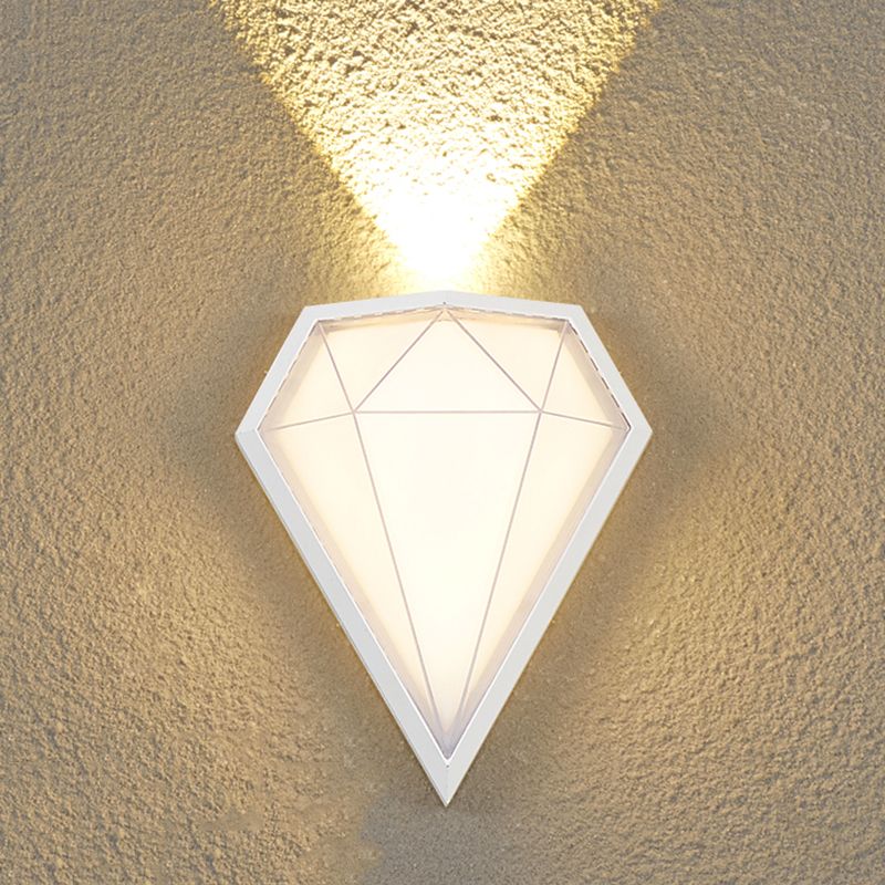 Modern Metal 1-Light Wall Mount Lamp Diamond Outdoor Wall Sconce for Balcony