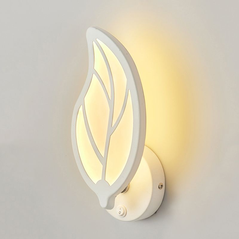 Contemporary Style Geometric Wall Mounted Lamps Metal 1 Light Wall Mounted Lights in White