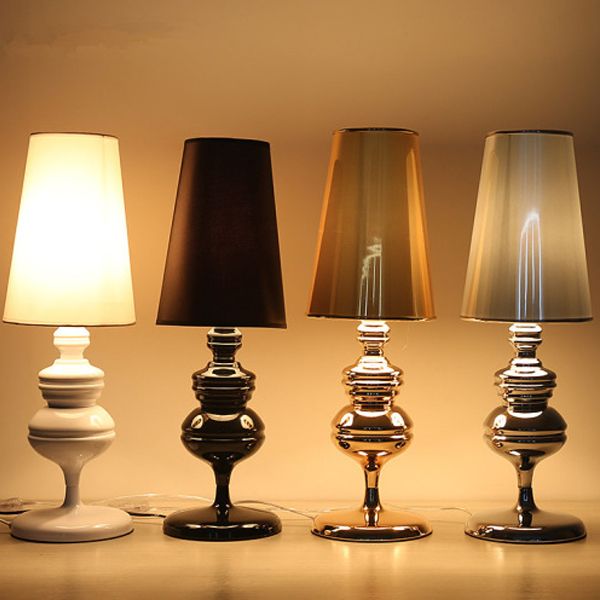 1-Light Metal Table Lamp European Style Desk Lamp for Living Room