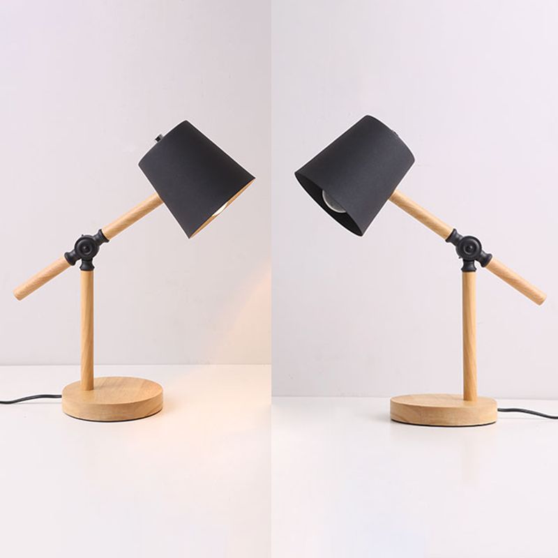 Lampada da tavolo con braccio oscillante in legno Macaron Lampada da lettura a 1 luce con paralume affusolato in metallo