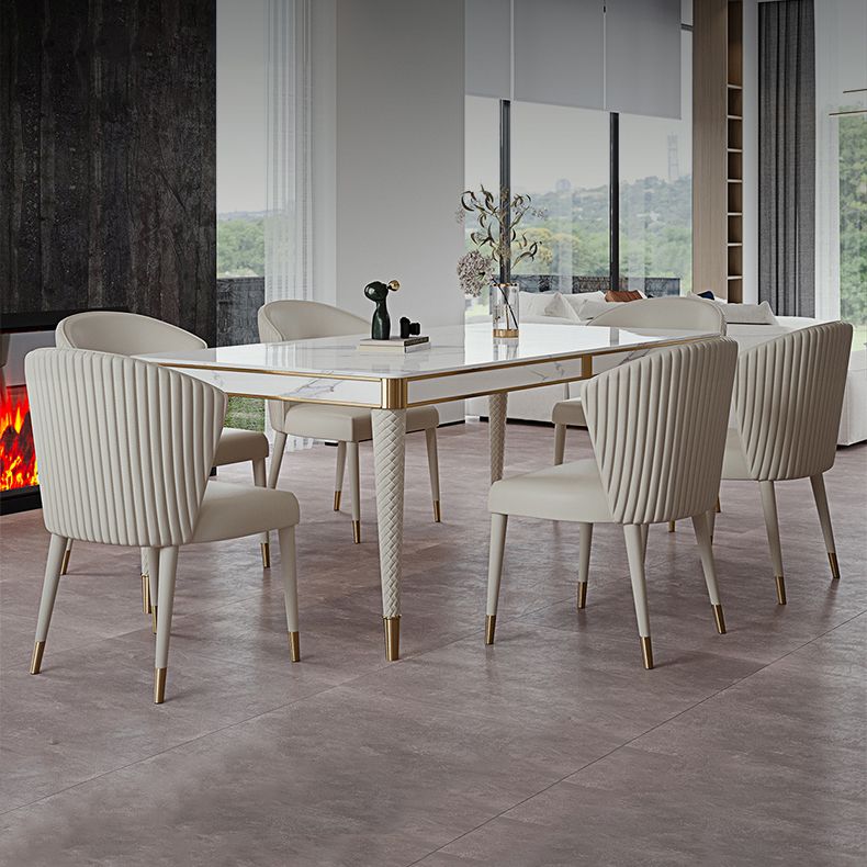 Mesa de comedor medieval moderna de lujo con tapa de piedra sinterizada, mesa rectangular en blanco con 4 patas