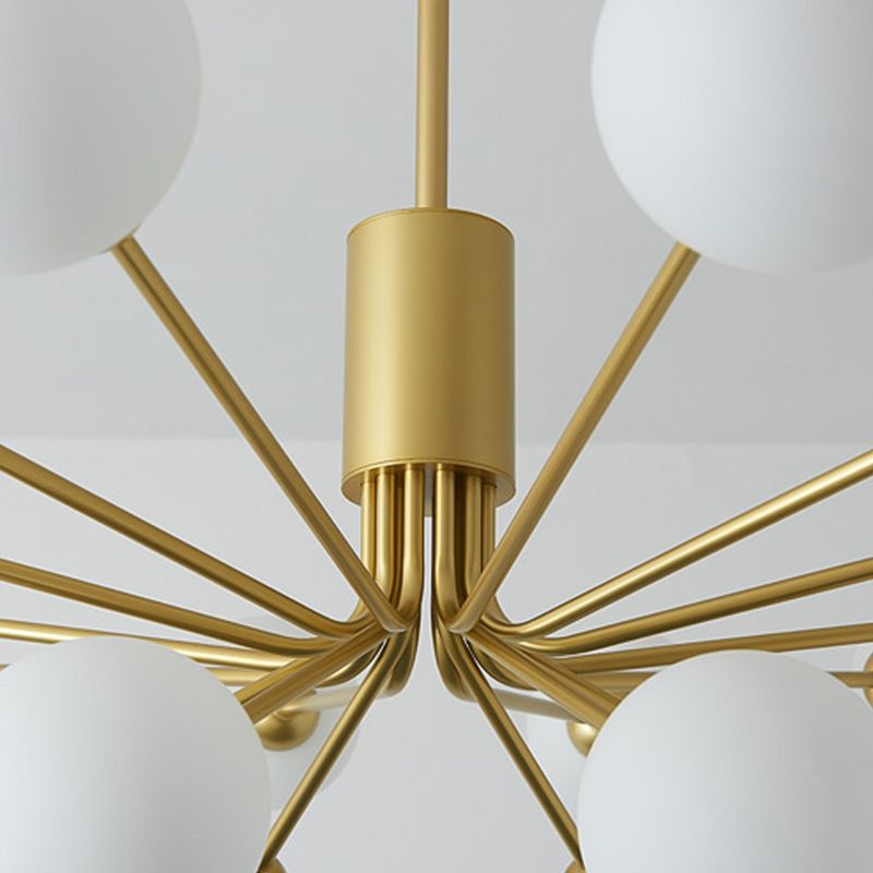 Moderno lampadario artistico a bordo in globe lampadina in ferro laccata con tonalità di vetro bianco