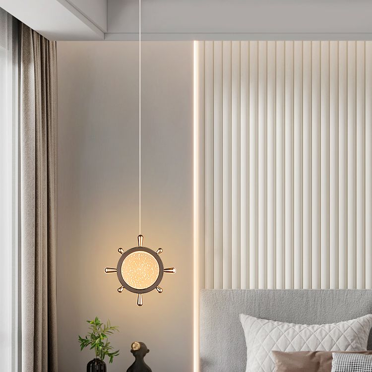 Pendentif contemporain en or