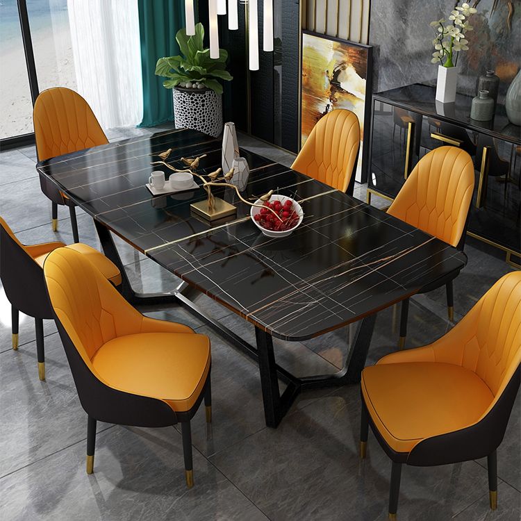 Traditionele luxe rechthoekige eetkamertafel Gesinterde stenen tafel met schraagonderstel