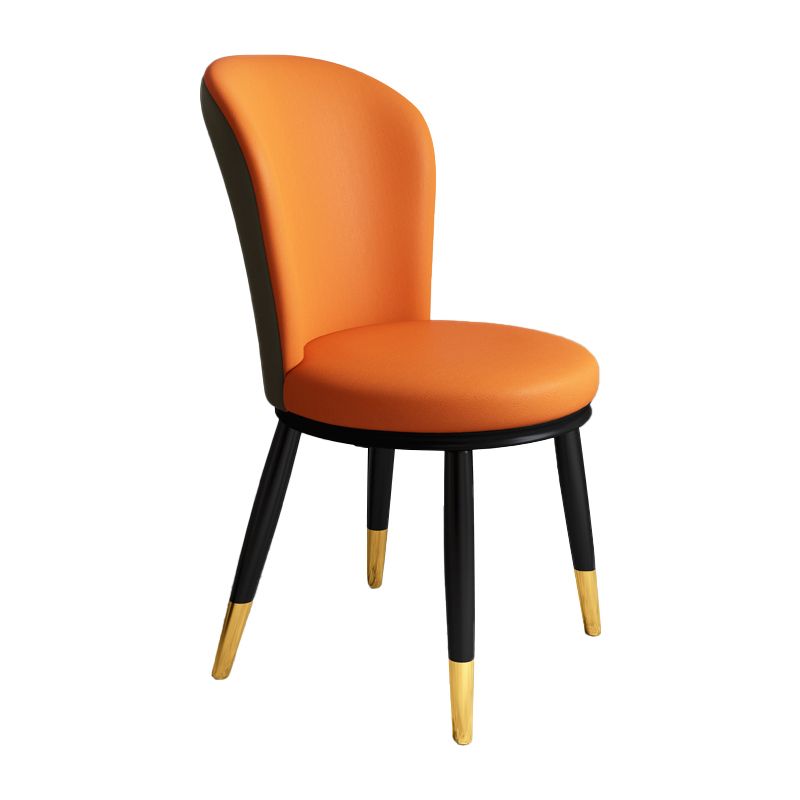 Chaise d'appoint scandinave en métal, chaise de salle à manger rembourrée à oreilles