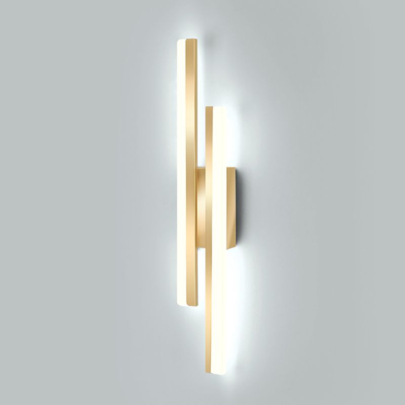 Linear Shape Metal Wall Lights Modern Style 2 Light Wall Mounted Light Fixtures in Gold