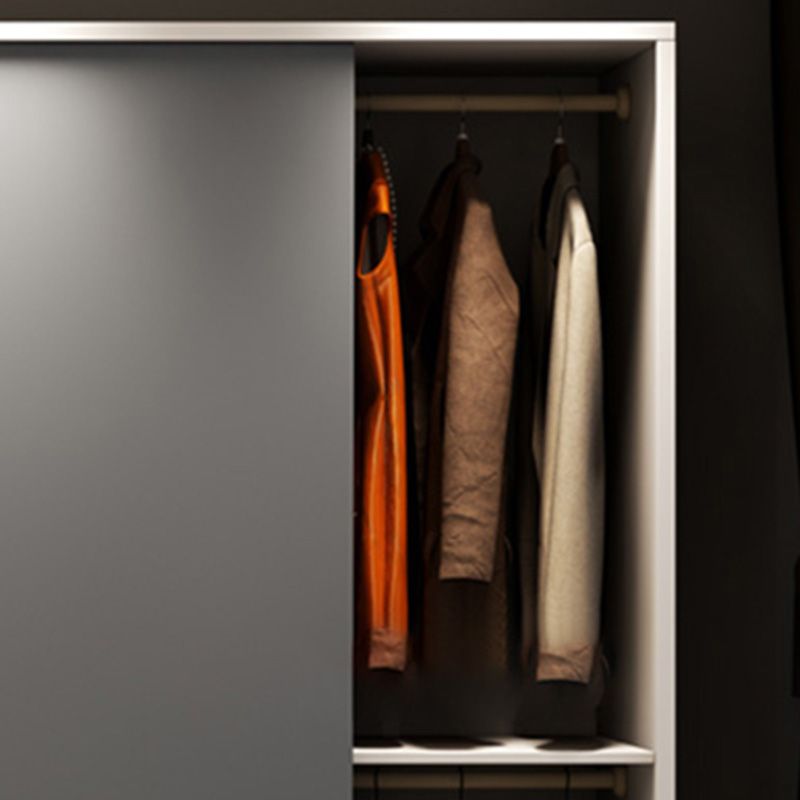 Modern Style Sliding Doors Armoire Wooden Storage Cabinet with Shelves