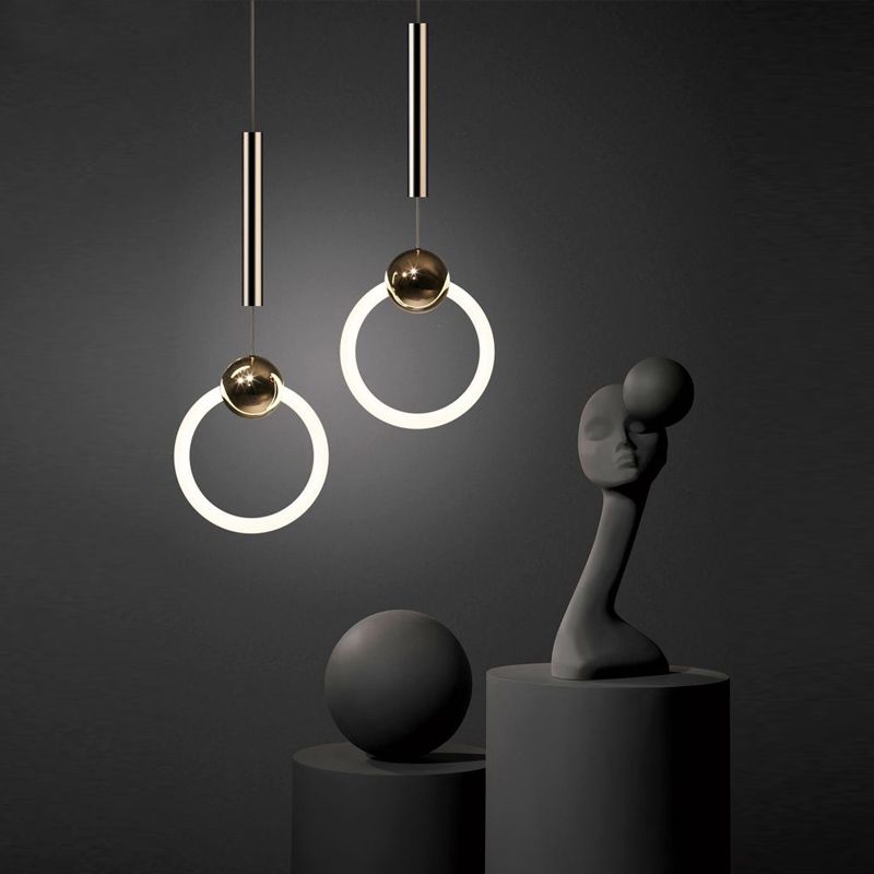 Zeitgenössischer Stil linearer Form Pendelleuchte Light Metal Einer Lichthängelampe in Gold