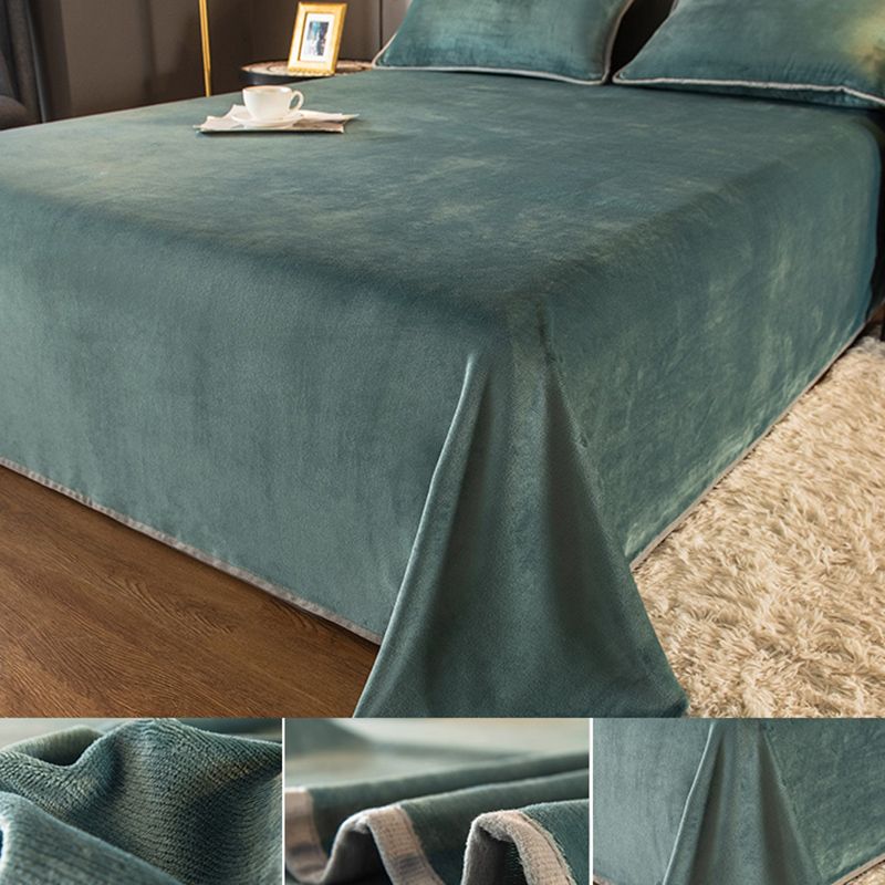 Non-Pilling Sheet Breathable Fade Resistant Flannel Bed Sheet Set