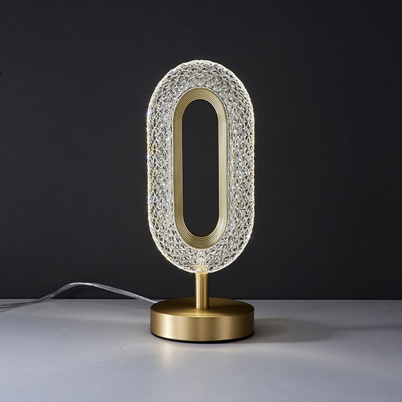 Lampada da tavolo ovale in cristallo postmoderno a 1 luce in rame per camera da letto