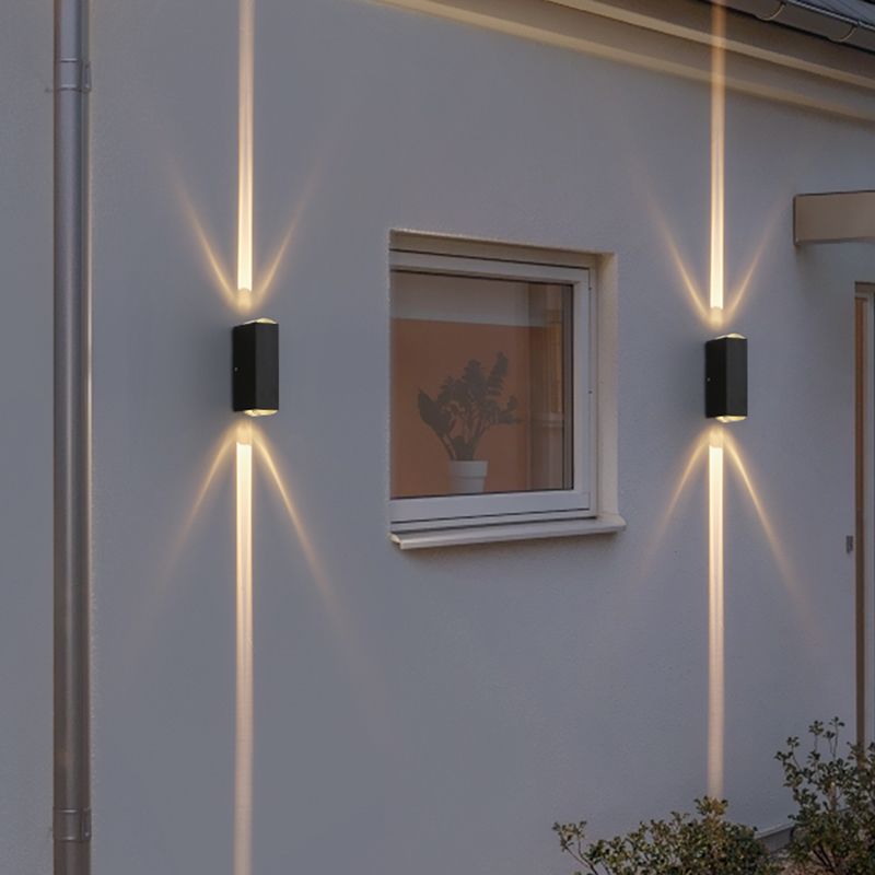 Moderner Stil quadratischer Schatten Wandleuchte Metal 2 Leuchten Wandmontage Beleuchtung in Schwarz