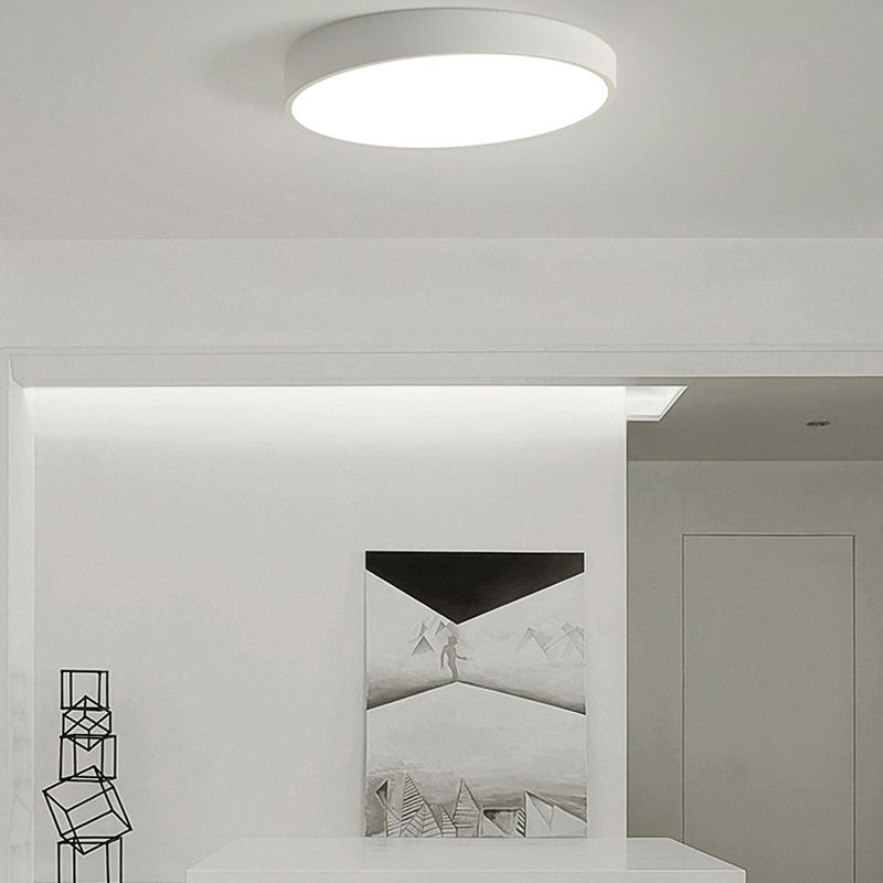 Bedroom Circle Flush Mount Ceiling Light Metal LED Simple Ceiling Lamp in White