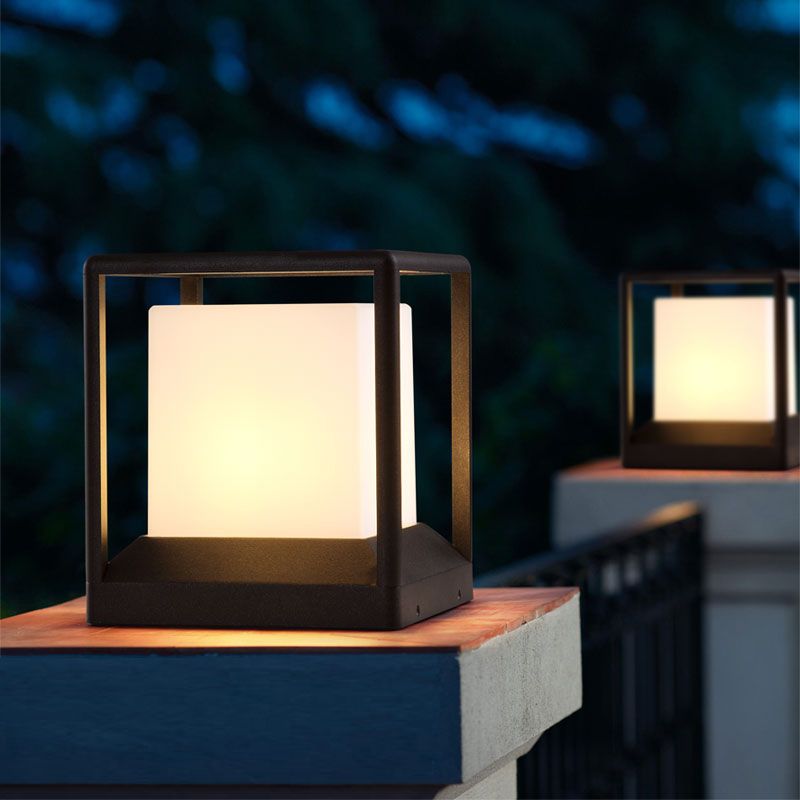 Kubiek plastic postlicht Modern 1-licht zwart-witte poortlamp met metalen frame