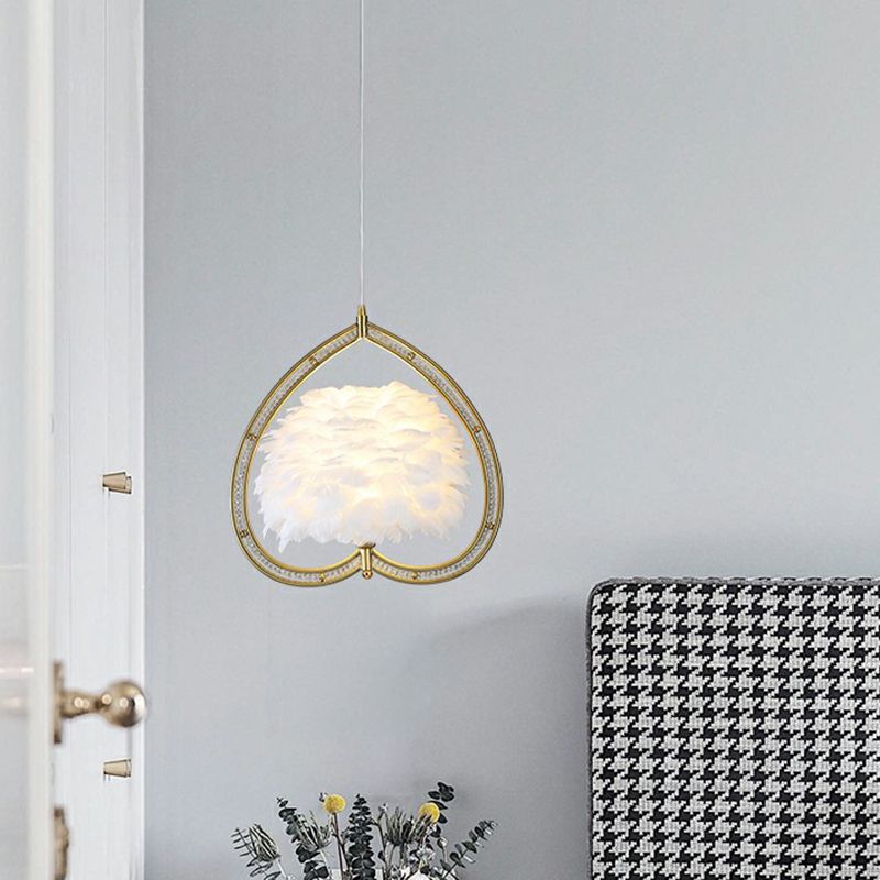 Metallic Heart Suspension Lighting Hedendaags single gouden hanger plafondlicht met decoratieve veer