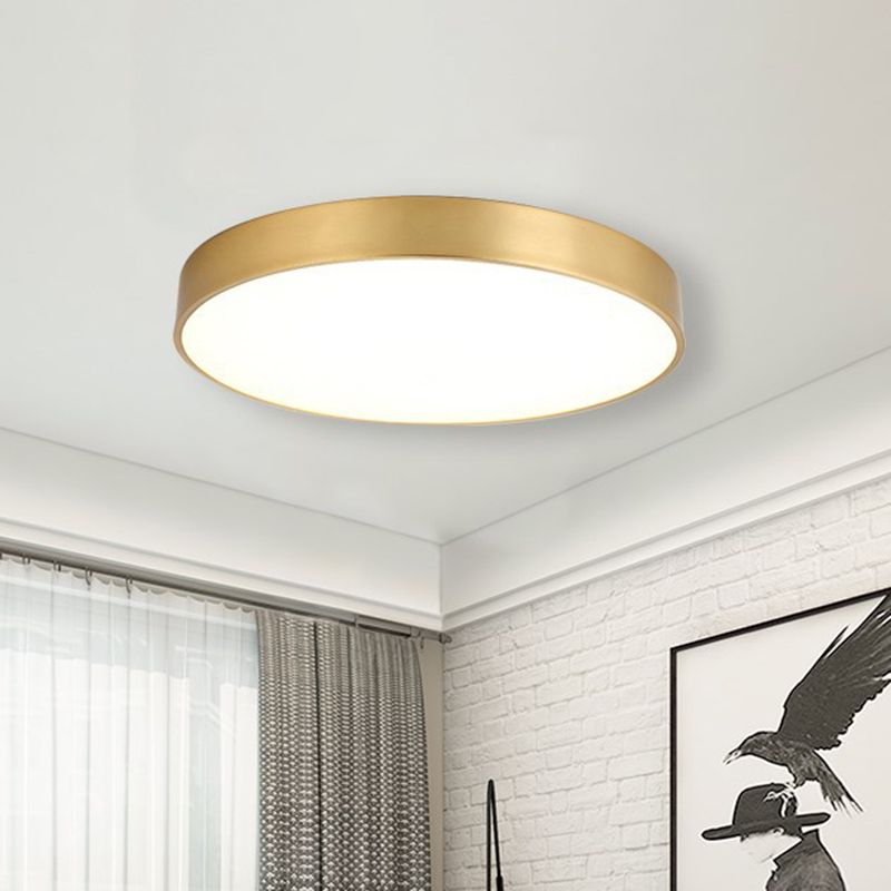 Round Flush Mount Ceiling Light 1 Light Metal Minimalist Flush Mount Ceiling Light for Bedroom