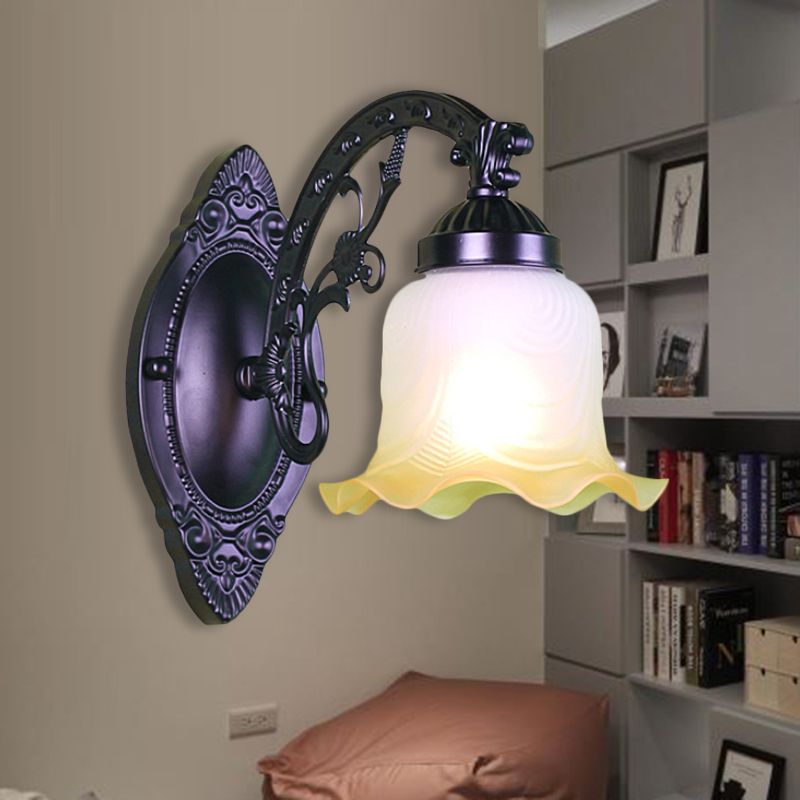 Flower Living Room Wall Light Sconce Vintage Style Metal 1/2 Lights Black/White Wall Lamp with Frosted Glass Shade