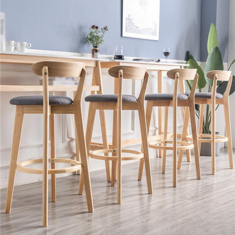 Contemporary Solid Wood Barstool Indoor Bar Stool with Low Back and Footrest
