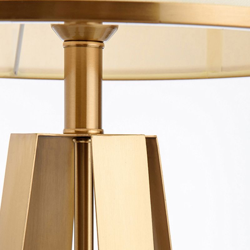 Trommelförmige Nächte und Lampenminimalist Style Metall Gold Tischlicht für Schlafzimmer