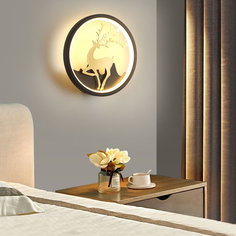 Forma de pared de metal de forma de ciervo estilo moderno de 1 luces de pared de pared.