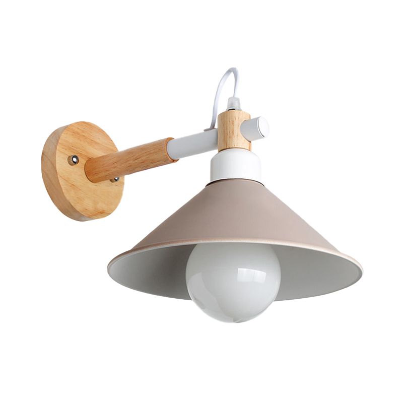 Éclairage mural en cône élégant nordique 1 lampe à applique métallique de tête avec joint en bois en noir / gris pour le couloir