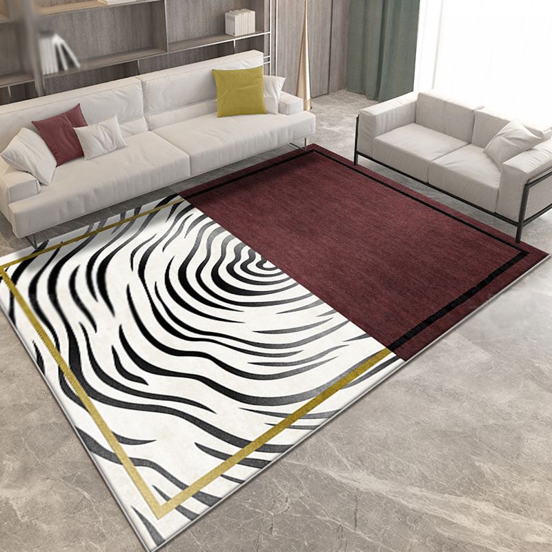 Red Swirl Striped Pattern Rug Polyester Modernist Rug Washable Anti-Slip Backing Rug for Living Room