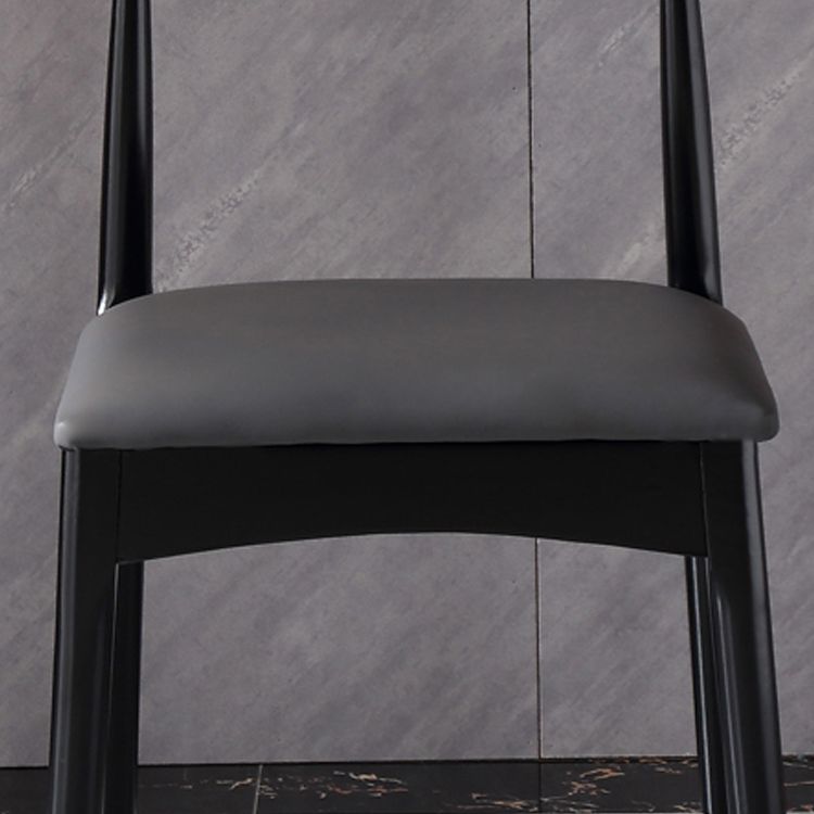 Silla lateral interior escandinava tapizada en madera Silla de comedor con respaldo abierto