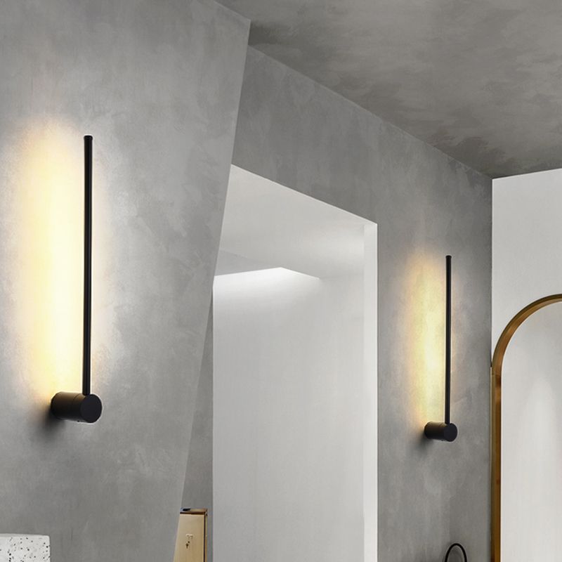Lineare Form Metall Wandleuchter moderner Stil Einmals Wandmontage Licht in Schwarz