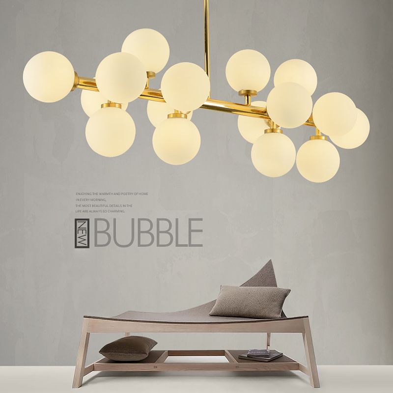 16 lumières Restaurant Island Lamp Minimaliste Gold Hanging Light avec boule blanc nulle