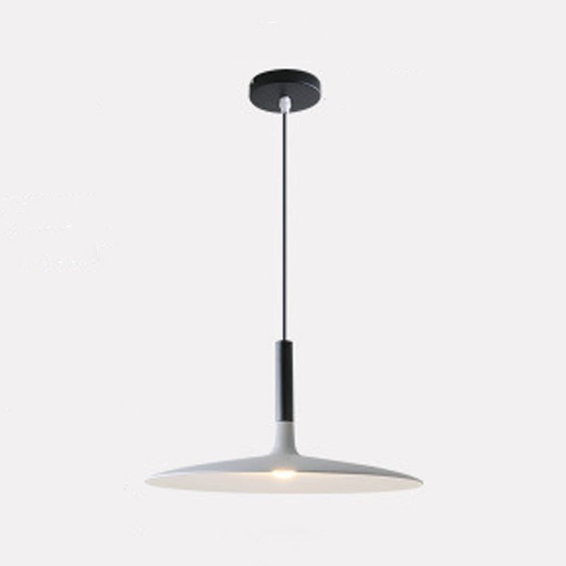 Pendante intérieure minimaliste, éclairage pendentif en métal plat macaron à 1 lumière