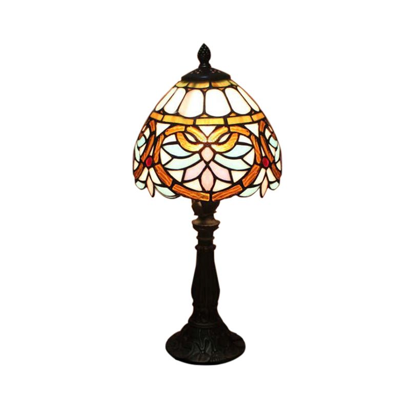 Tiffany Victorien 8 "/ 12" / 16 "de largeur Lumière 1 lampe de bureau tachée légère en laiton antique pour le salon