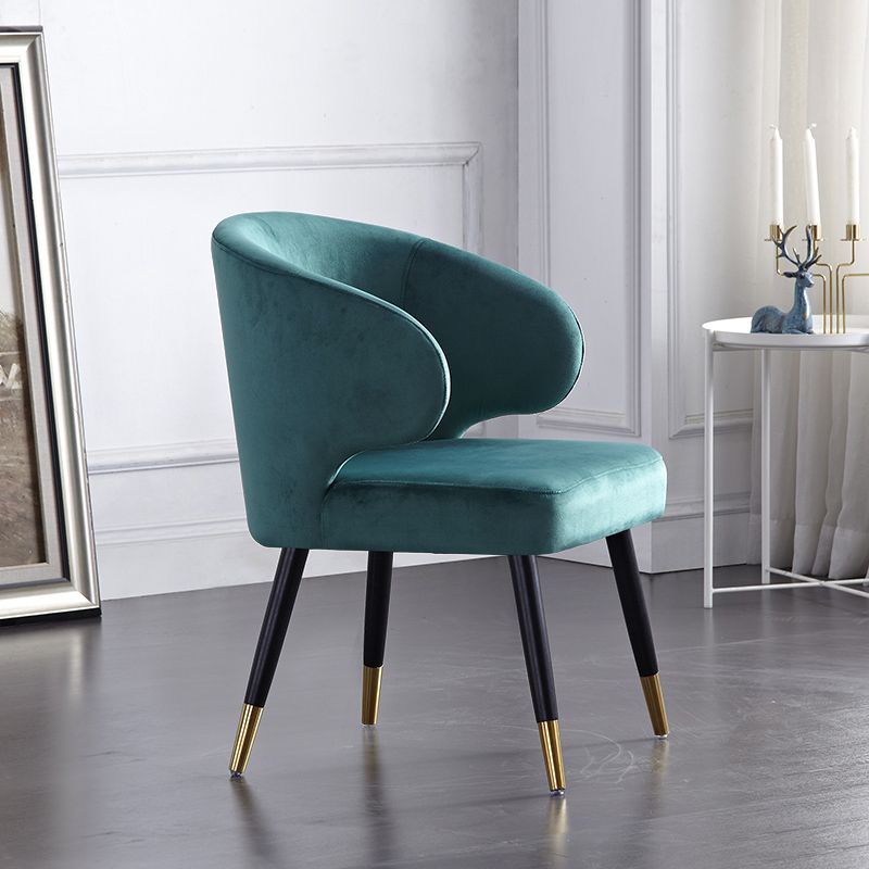 Chaises de salle à manger en velours de style scandinave