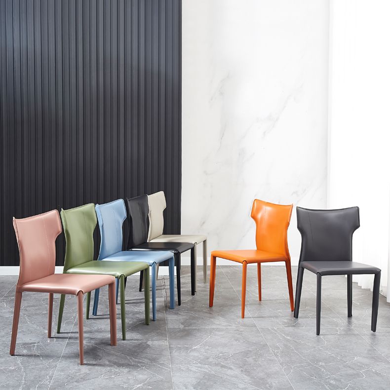 Silla sin brazos de comedor de metal contemporáneo, silla lateral de piel sintética para uso doméstico
