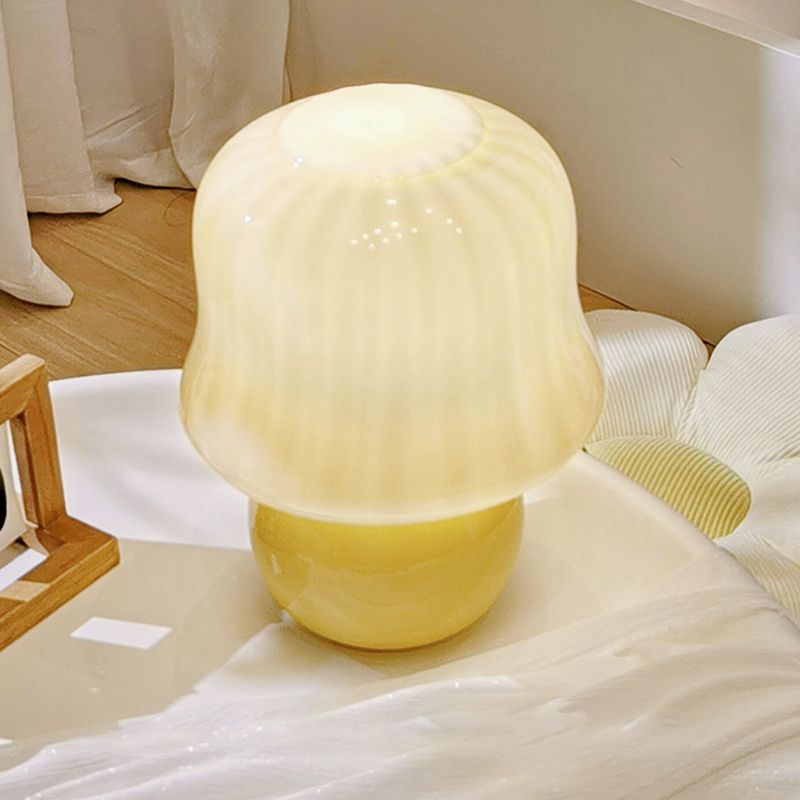 Light a bulloni da tavola moderna vetro giallo da scrivania da funghi per soggiorno camera da letto
