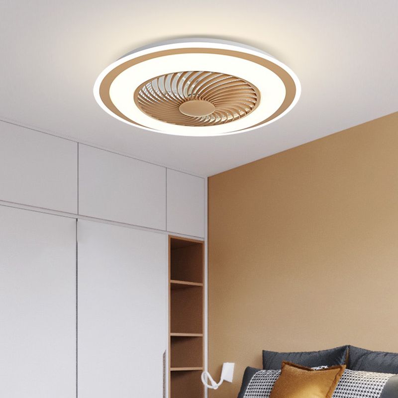 Runde Wohnheimraum LED Deckenventilator Metallic Nordic Semi Flush Mount Lighting