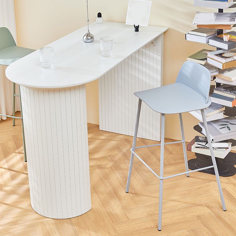 Low Back Counter Stools Modern Footrest Plastic Indoor Bar & Counter Stool
