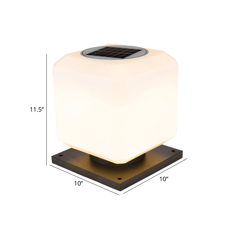 Lampada da palo a LED solare bianca nordica a forma di cubo in acrilico per cortile