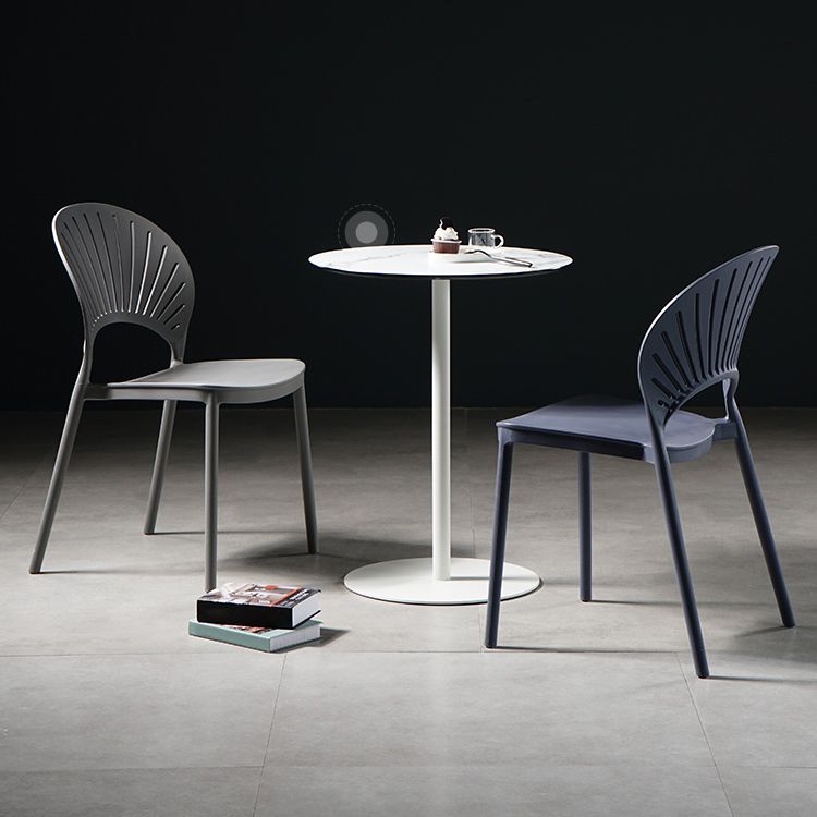 Sillas de comedor de estilo moderno, sillas laterales sin brazos de plástico para cocina